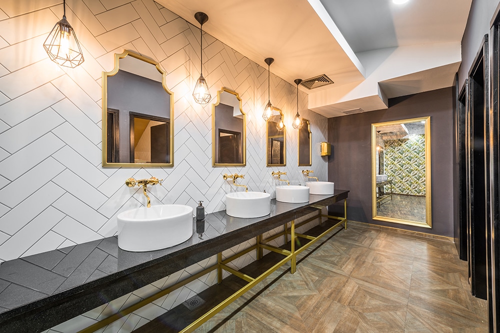 Interior,Design,Of,Public,Toilet,In,Modern,Hotel,Or,Restaurant